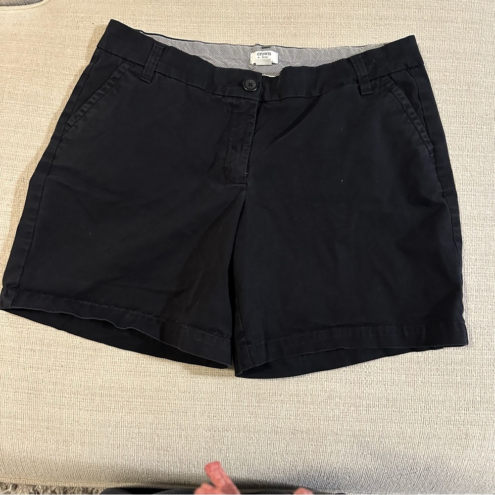 Crown & Ivy Black Bermuda Shorts Casual Style